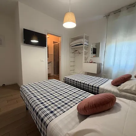 Castello7 Alojamento de Acomodação e Pequeno-almoço 3*